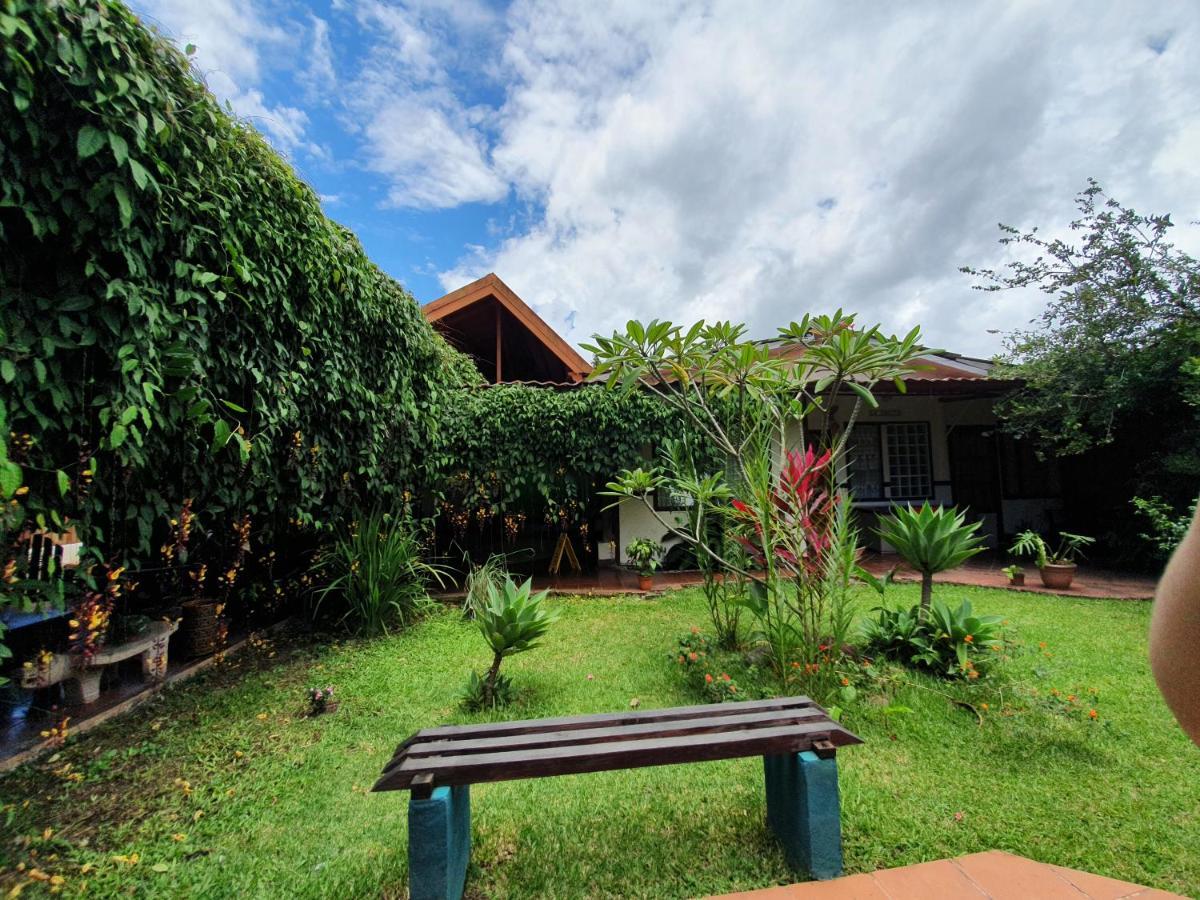 Turrialba Bed & Breakfast Esterno foto